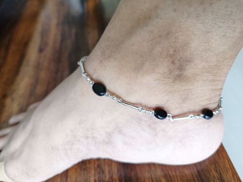 Polished Black Tourmaline Silver Anklet, Packaging Type : Plastic Box, Plastic Packet, Velvet Box, Wooden Box