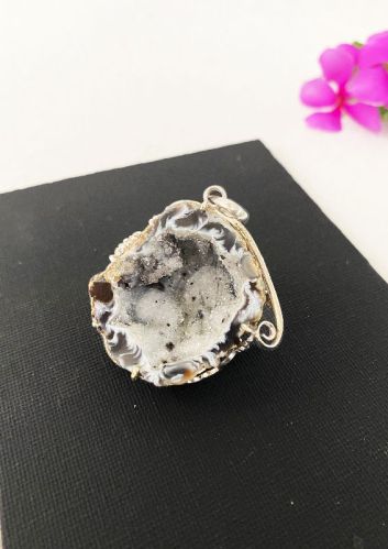 Petalite Quartz Druzy Silver Pendant, Packaging Type : Wooden Box, Velvet Box, Plastic Packet, Plastic Box