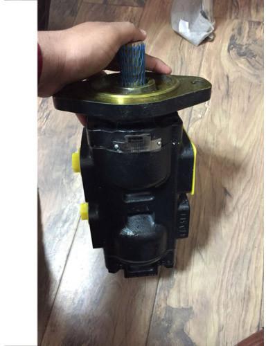 Parker JCB Hydraulic Pump, Voltage : 415 V