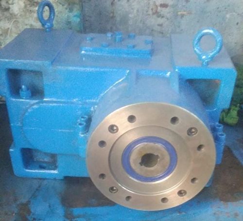 H2 - 125 Extruder Gearbox, Packaging Type : Wooden