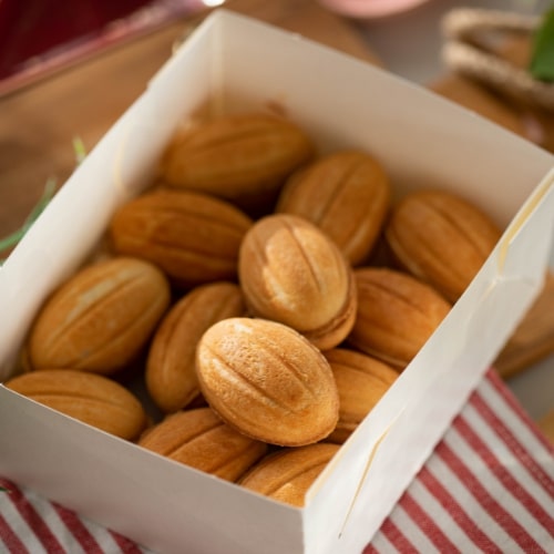 Semi-Soft Dry Nut Cookies, Taste : Salty