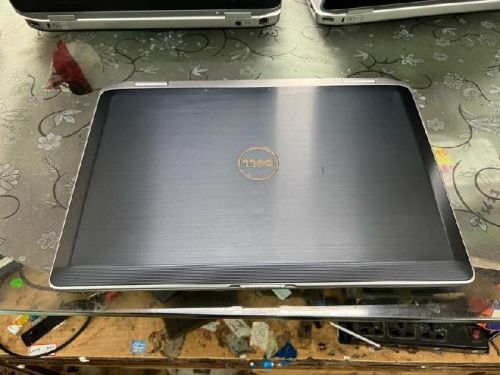 Dell Latitude e6420, Core i5 2nd Generation, 4GB DDR3 RAM, 320 GB Har
