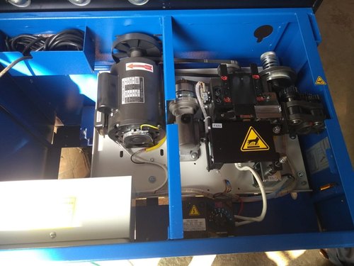 Low Table Semi Strapping Machine, For Industrial, Voltage : 220V