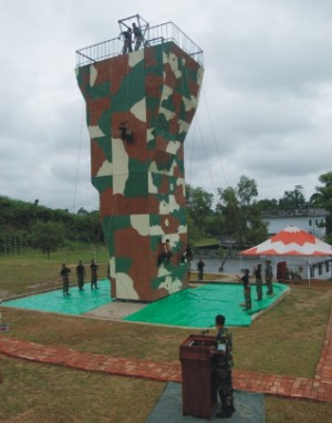 Fiber Rooftop Climbing Wall, Size : 8ft X 16ft