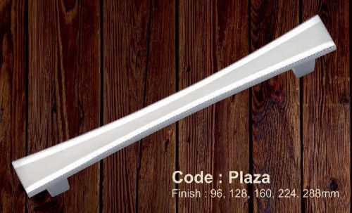 Metal Plaza Exclusive Cabinet Handle, Style : Modern