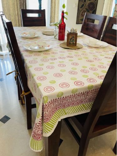 Estonished Printed Table Cover