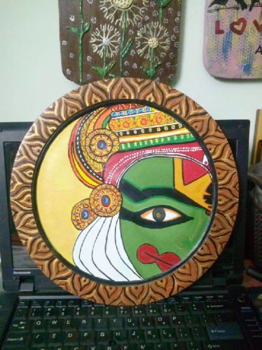 Wooden Kathakali Wall Dcor, Shape : Round