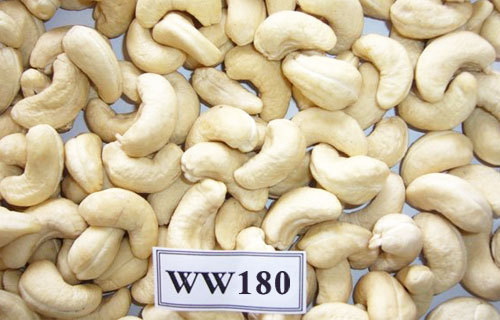 Dried Cashews, Shape : Curve, Oval, Slices