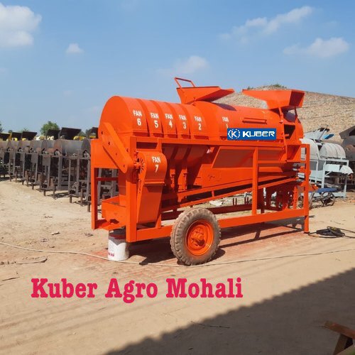 Kuber Paddy Thresher