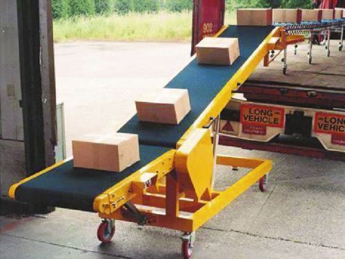 Polished Motor Semi Automatic Stainless Steel Truck Loading Conveyor Machine, Shape : Rectangular