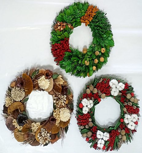 Tristarr Decorative Tree Wreath, Size : 50 Cms Diameter