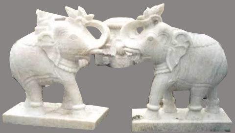 Aaliya Stones Polished Marble Elephant Statue, For Exterior Decor, Packaging Type : Carton Box