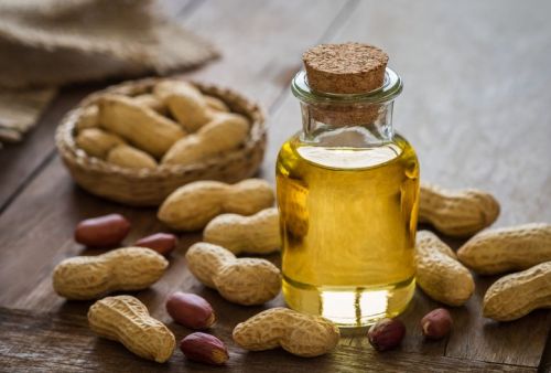 Groundnut Oil, For Cooking, Cosmetic, Medicines, Certification : FSSAI