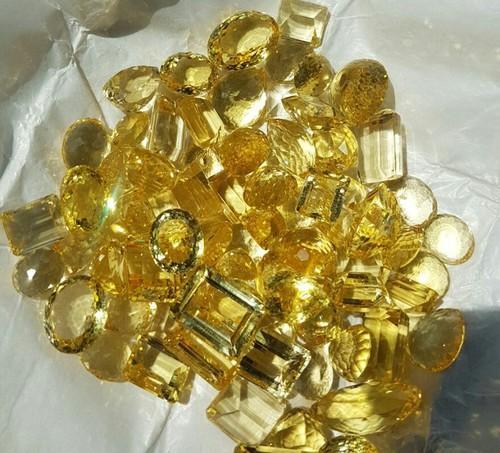 Yellow Sapphire Gemstone, Gemstone Type : Natural