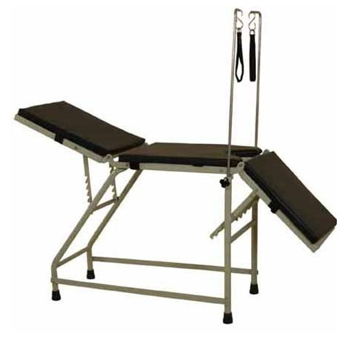 Polished Metal Gynecological Examination Table, Size : 1750x550x740mm, 1800x550x750mm