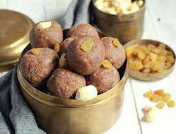 Snips Ragi Ladoo, Shelf Life : 0-15days