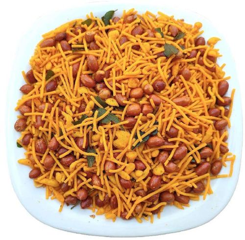 Spicy Mixture Namkeen, For Snacks, Color : Yellow