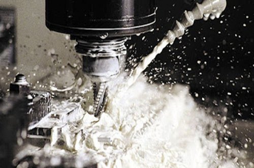 Lubgraf Cutting Oil, Packaging Type : Bucket