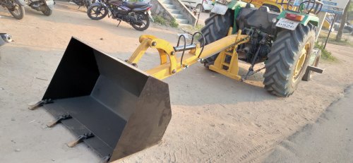 Mild Steel Tractor Backhoe Loader, Capacity : 0.4m3