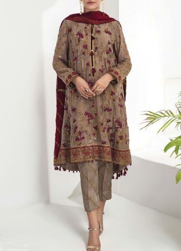 Ladies Fancy Pakistani Unstitched Suit, Feature : Elegant Design