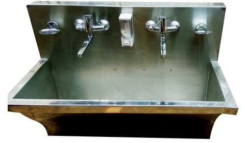 Stainless Steel Double Tap Scrub Station, For Hospital, Shape : Rectangular