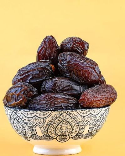 Medjool dates, Packaging Type : Brown