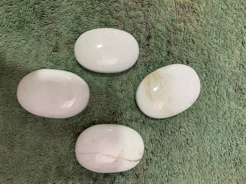 Oval Natural White Jade Palm Gemstones, For Jewellery, Size : 0-10mm, 10-20mm