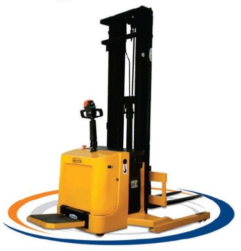 ERB 15-17 Eletric Stand On Straddle Stacker