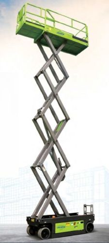 Self Propelled LI Iron Scissor Lift, For Industrial Use