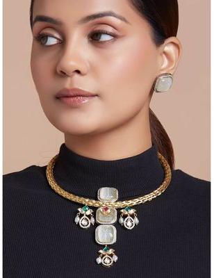 Gold Jade Necklace With Hydro Polki, Color : Red