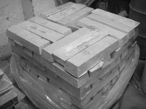 Magnesium Ingots, Purity : Min. 99.9% Pure