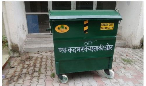 Black 1.1Cum Wheeled Dustbin