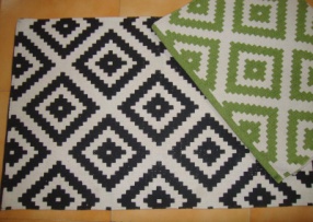 PR-032 Cotton Printed Rugs, Size : 60x90 Cms.