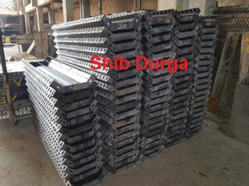 Shib Durga Polished Mild Steel Scaffolding Hunch Plate, For Construction Use, Shape : Rectangle