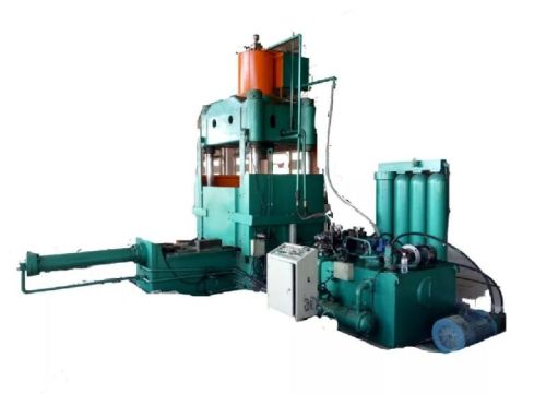 VERTICAL DIE CASTING MACHINE