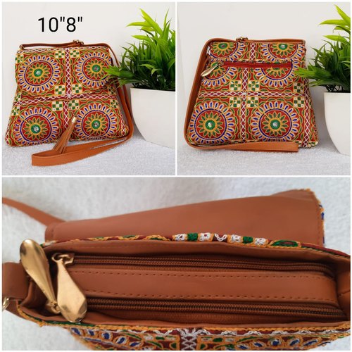 Cotton Kalamkari Work Sling Bag, Strap Type : Adjustable