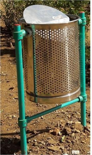SS Garden Dustbin, Size : Standard