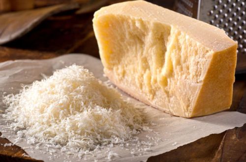 Parmesan Cheese, For Bread Toast, Making Pizza, Packaging Type : Plastic Packet