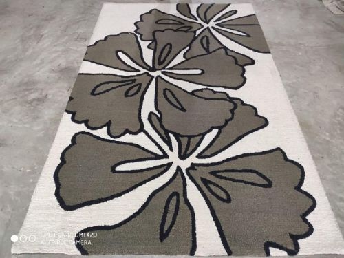 Rectangular Smooth Wool VEC-030 Designer Carpet, For Rust Proof, Long Life, Packaging Type : Roll