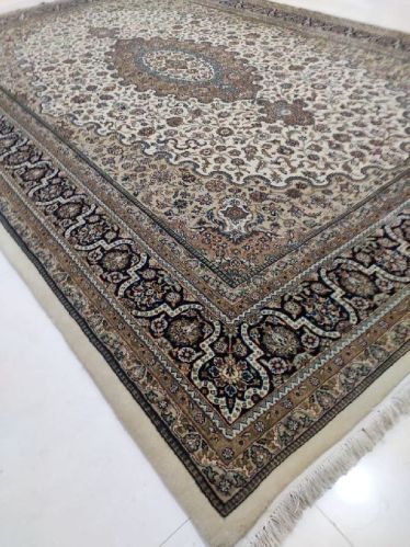 Rectangular Smooth Wool VEC-032 Designer Carpet, For Rust Proof, Each To Handle, Pattern : Handknotted