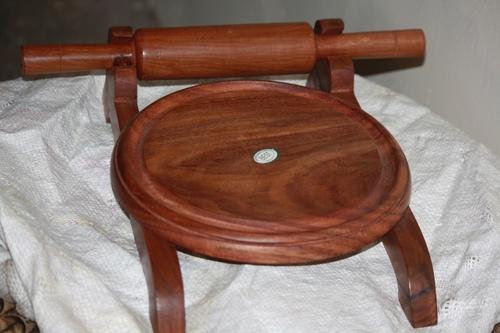 Wooden Chakla Belan, Color : Brown