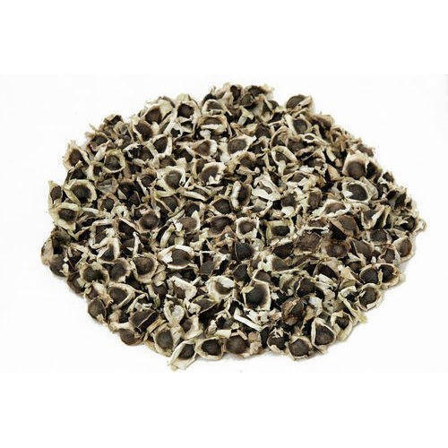 Organic moringa seeds, Purity : 99%, Moisture : 12%