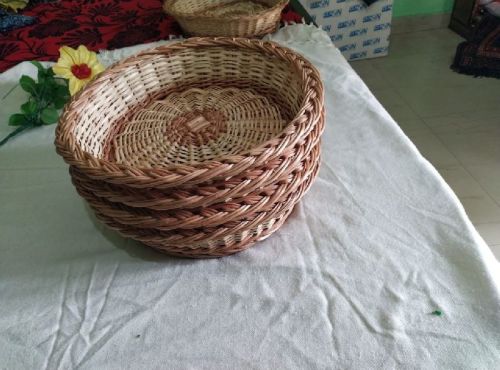 Wood Round Cane Baskets, For Fruit Market, Home, Kitchen, Feature : Easy To Carry, Eco Friendly, Re-usability