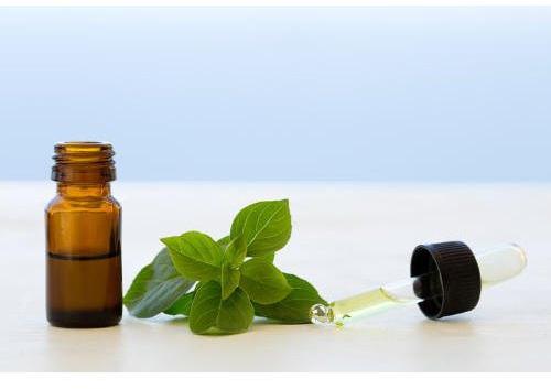 Basil Oil, For Skin Care, Form : Liquid