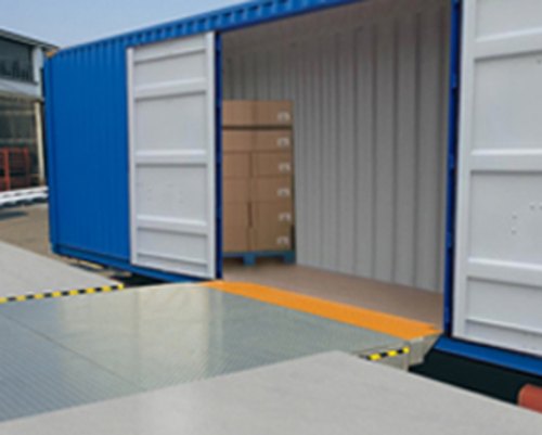 Forcelift Polished Aluminium Telescopic Lip Dock Leveler