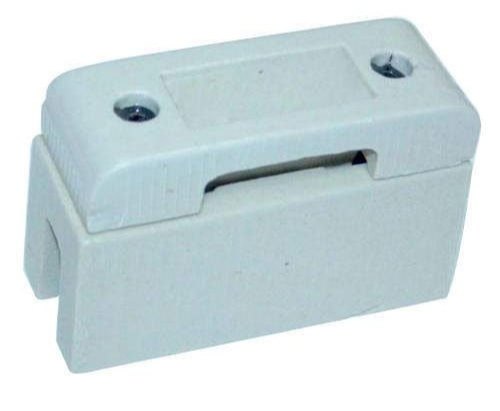 Ceramic 63A Kit Kat Fuse, Feature : Easy To Install, Electrical Porcelain, Sturdy Construction, Superior Finish