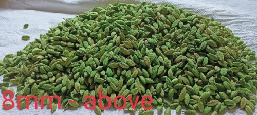 Natural Green Cardamom, For Cooking, Spices, Food Medicine, Cosmetics, Form : Solid