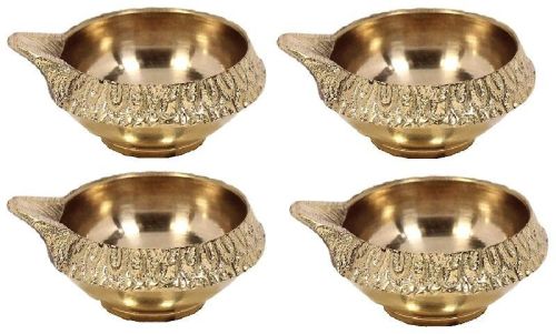 Brass Diya Set Of 4, For Home Decor, Pooja, Feature : Fine Finishing, Good Design