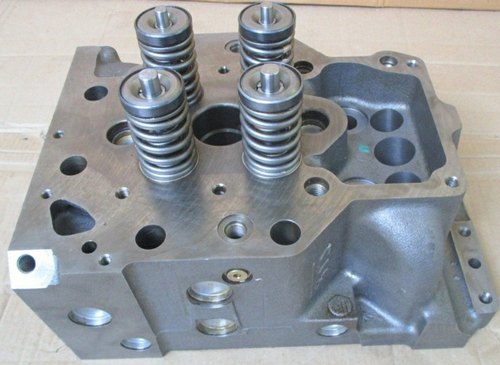 Cast Iron Caterpillar Cylinder Head, For Automobile Use, Size : Standard