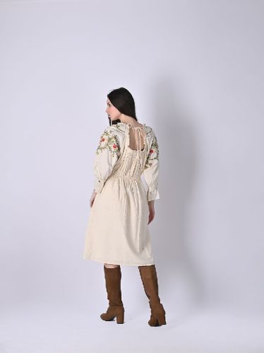 Womens Floral Field Midi Dress, Occasion : Casual Wear